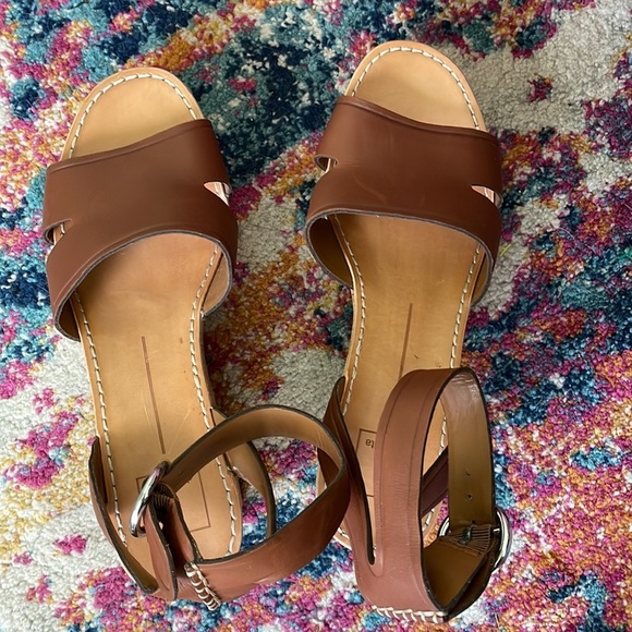 Dolce Vita Linda tan cork wedge sandals - Picture 3 of 7